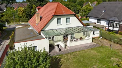 Haus + Grundstück