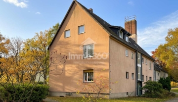 Haus außen - Attraktive Kapitalanlage im Berliner Westend – vermietete 2,5-Zimmer-Wohnung mit Balkon