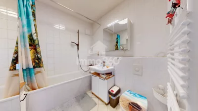 Bad + Badewanne