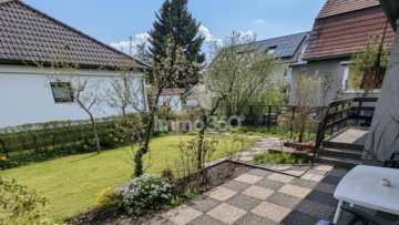 Terrasse + Garten - Bezugsfreies Einfamilienhaus in ruhiger Lage mit Süd-West-Terrasse